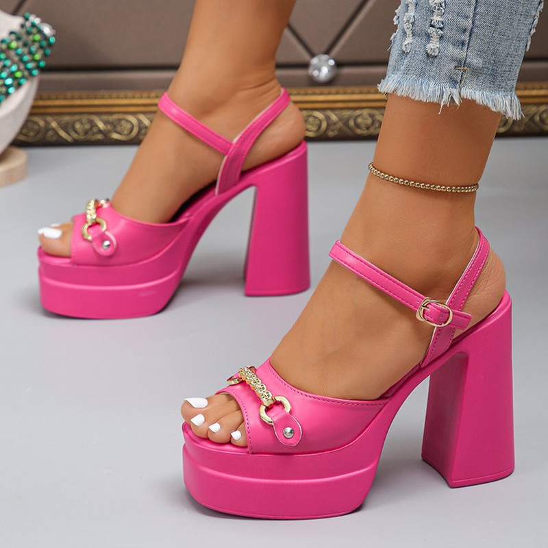 New 2026 Summer Products Squar - Casual Sandal Leather recension och pris