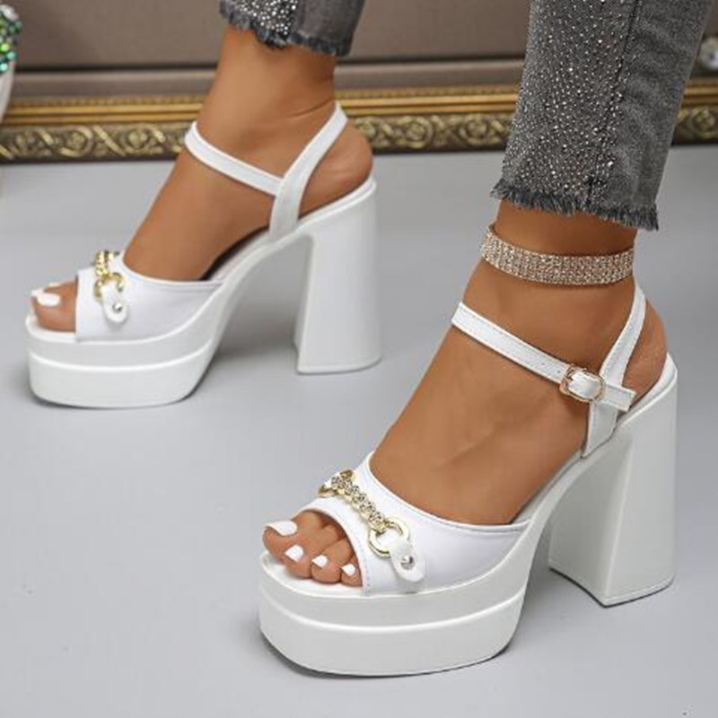 New 2026 Summer Products Squar - Casual Sandal Leather recension och pris